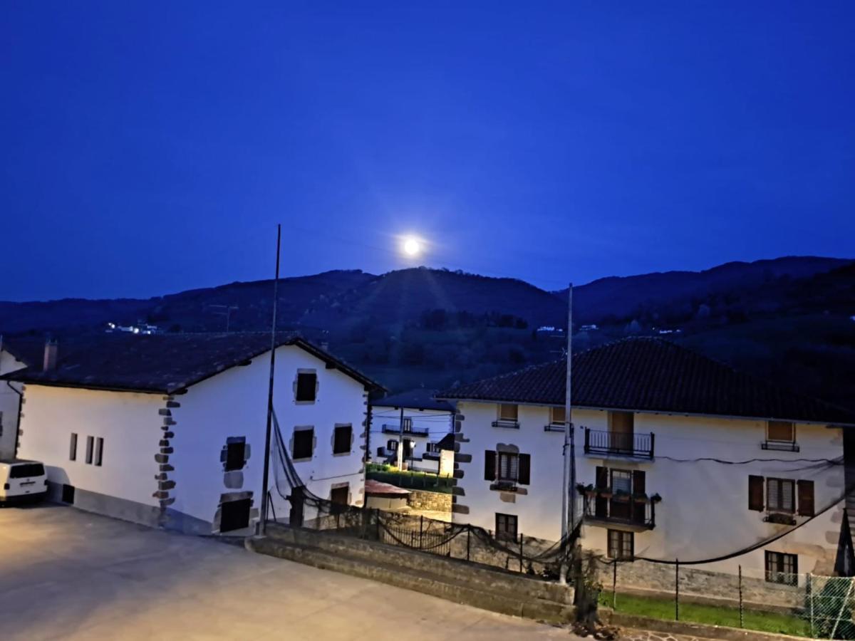 Posada De Oitz Oiz Екстериор снимка